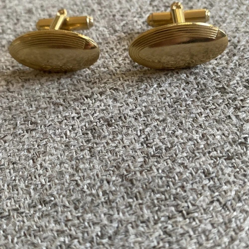 Vintage Gold Oval Cuff Links